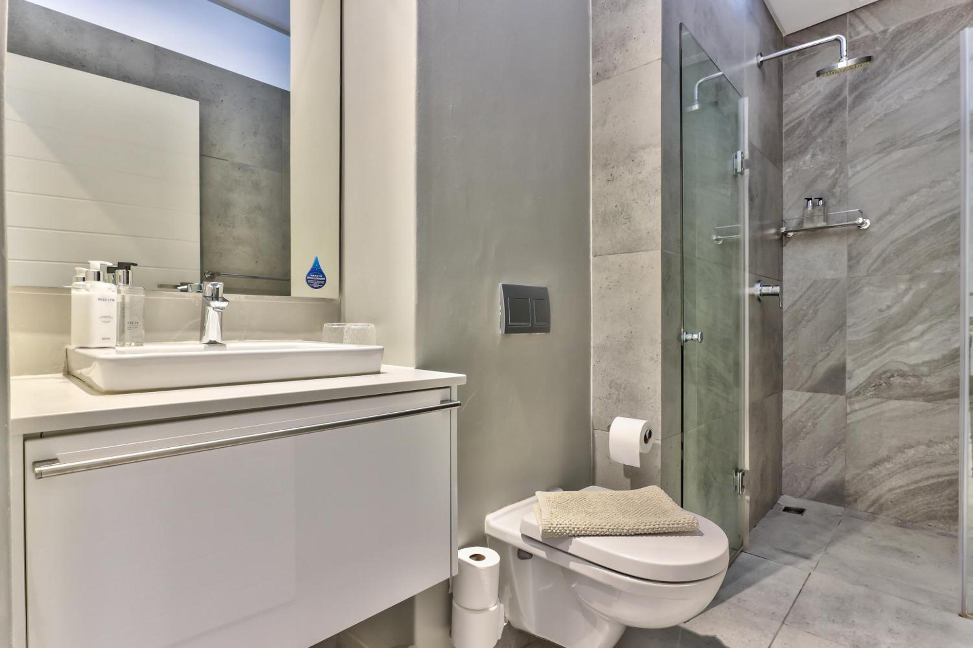 Chelsea On Main Apartment Cape Town Exterior photo